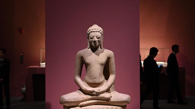 丝绸之路国家博物馆文物精品展在京开幕