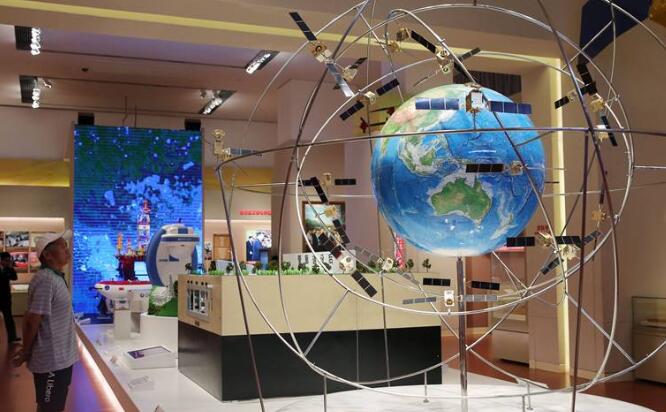 北斗系统开启全球服务 定位精度将与美国GPS相媲美