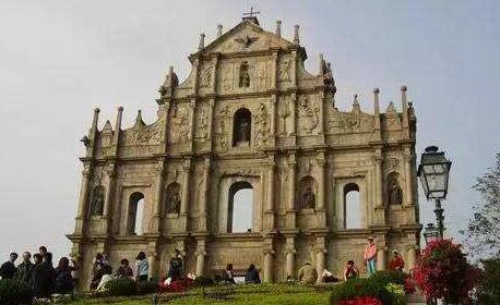 发放居民消费券、减免企业税费、保障防控疫情物资供应…… 澳门提振经济保民生