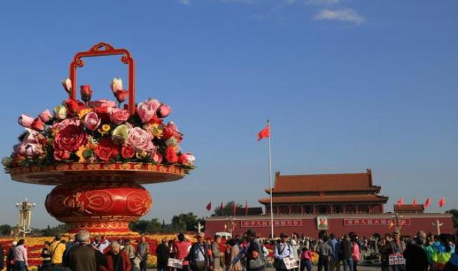 国庆假期全国出游4.22亿人次  预计发送旅客总量逾2.5亿人次