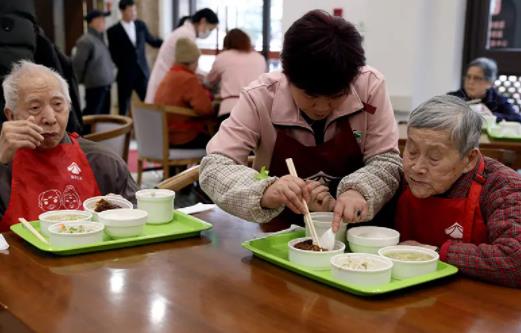 社区养老服务升级 多措并举打造老年友好型社会