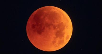 8日天宇“上线”月全食，我国公众可赏“红月亮”