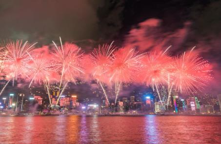 今年国庆香港将举办烟花汇演等系列庆祝活动