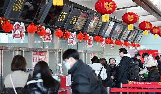 免签利好持续释放 春节出入境游热度上升