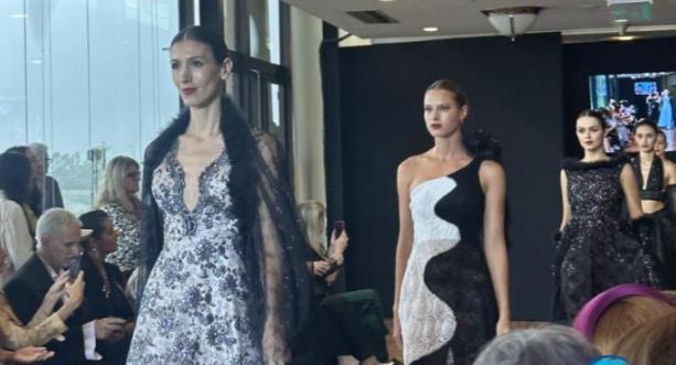 中国传统民族服饰亮相阿根廷时装盛宴