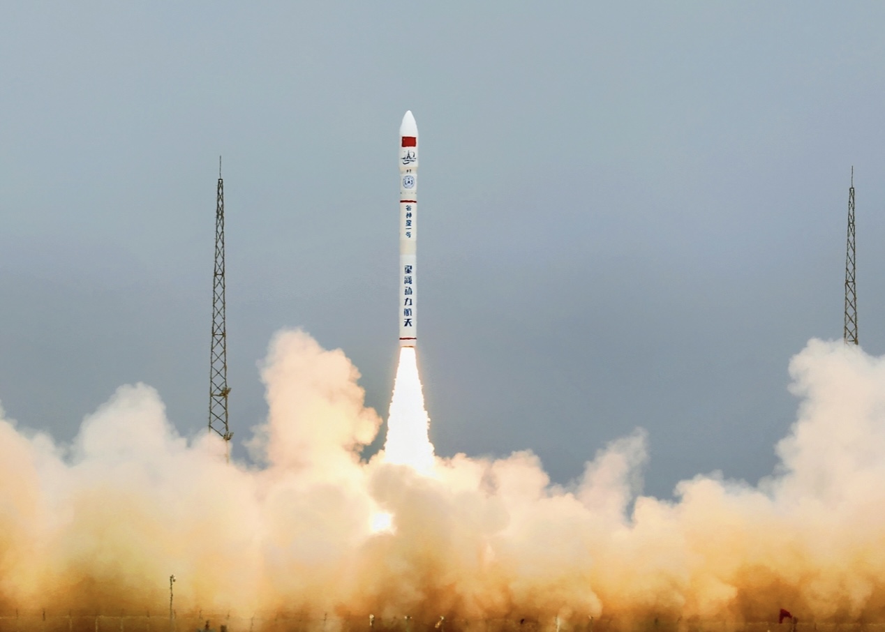 我国成功发射TEE-01B星等3颗卫星