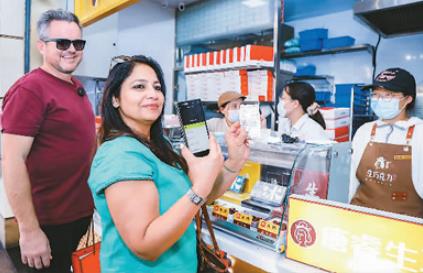 外国旅行商点赞中国之旅 “在中国旅游,体验很不错”