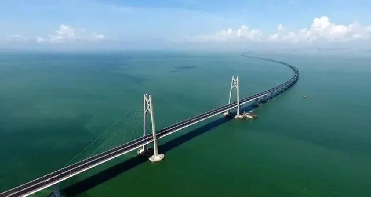 超级工程密集“刷新” 展现硬核创新力