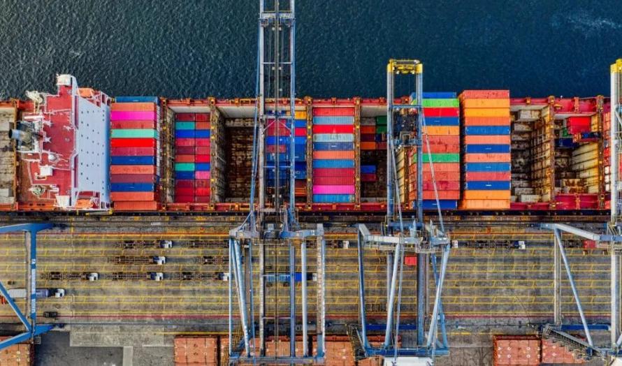 中欧应加强合作，成就彼此、照亮世界