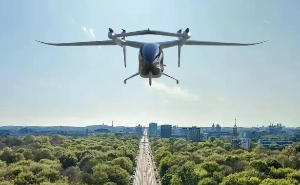 事关民生,“低空经济”写入五年规划建议 释放强烈信号