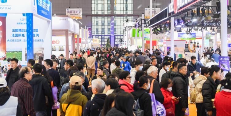 首届进博优品交易会在沪举办  700多家企业参展