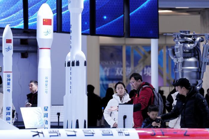 北京今年将全生态链推进机器人、商业航天等重点项目