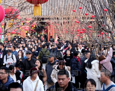 8000多亿春节旅游账单，藏着团圆新解法