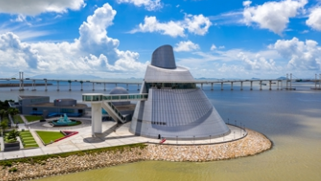 澳门特区政府力争今年内完成设立政府引导基金