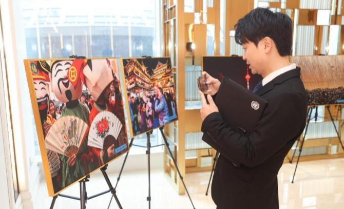 “2026全球华侨华人春节摄影展”在北京启幕