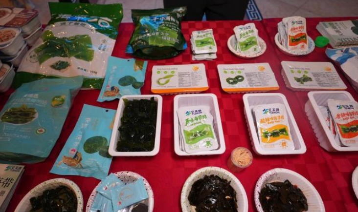 中国商家忙出口 侨胞助力抢春潮