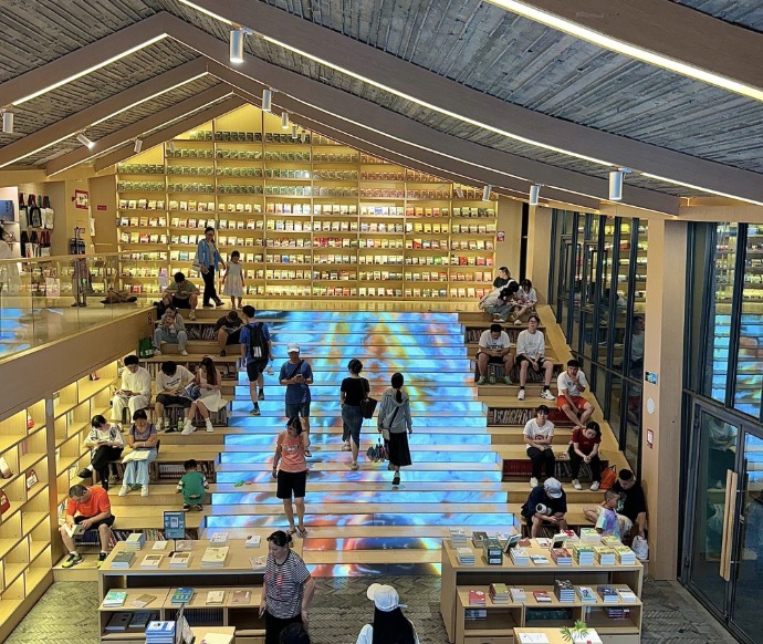 “书店+风景”拓展文旅新境