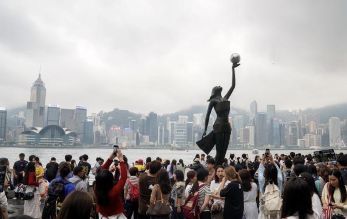 香港复活节清明节双假联动 跨境旅游人气旺