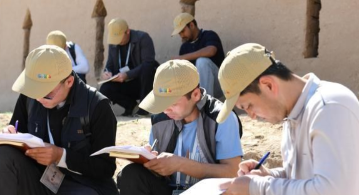 首届“丝绸之路考古、科技与文化遗产保护培训班”结业