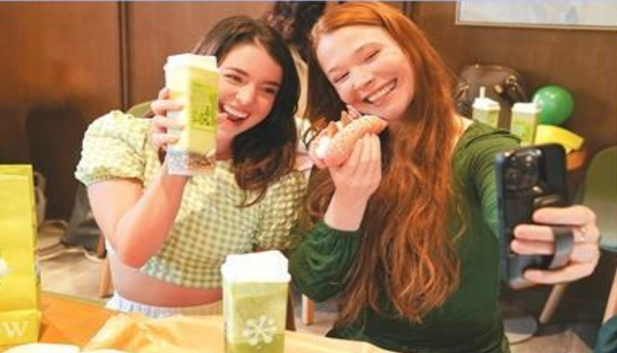 圈粉海外市场，中国新茶饮成海外“排队王”