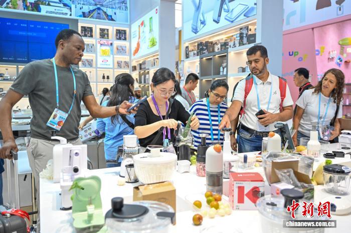 第139届广交会第二期收官 累计24.5万名境外采购商到会