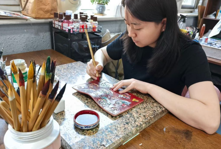 非遗“圈粉”更多中国青年