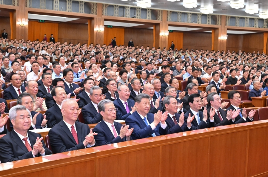 庆祝中国共产党成立105周年音乐会《人民至上》在京举行