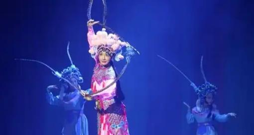 陕派话剧《主角》亮相圣彼得堡