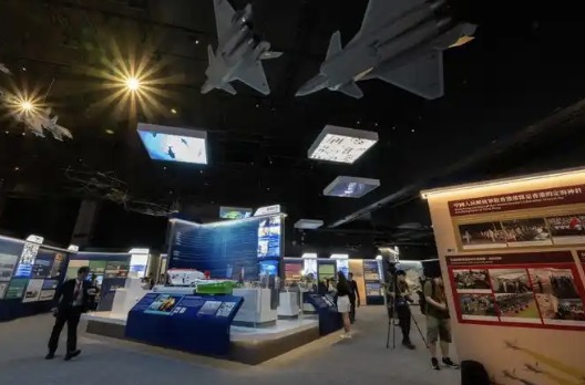 香港国家安全展览厅参观人次破200万